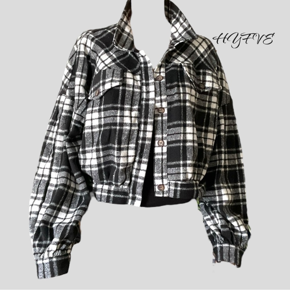 HYFVE Black White Plaid Crop Jacket Button Closure Ballon Sleeve Preowned‎ Sz Lg